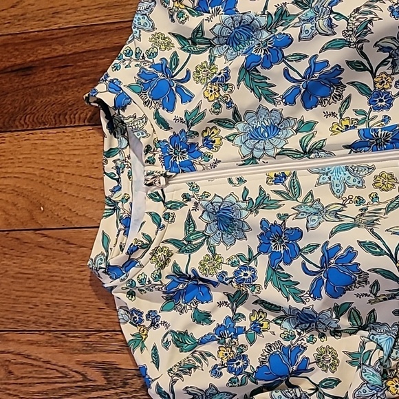 Lands End - NWOT - Floral & Gingham One Piece Swimsuit Rash Guard - 20W - Picture 5 of 7